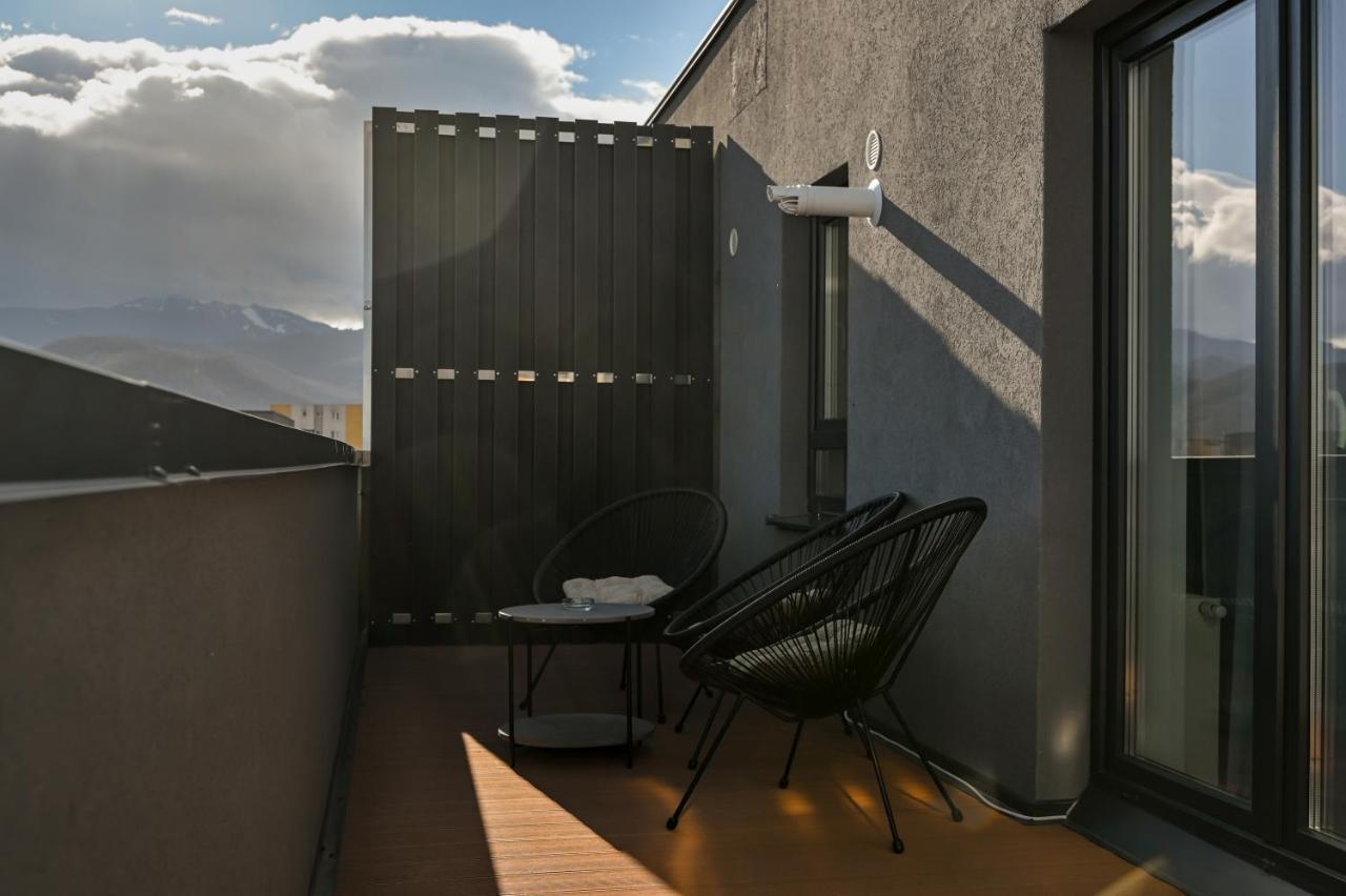 Milano Studio With Terrace And Panoramic View Брашов Экстерьер фото